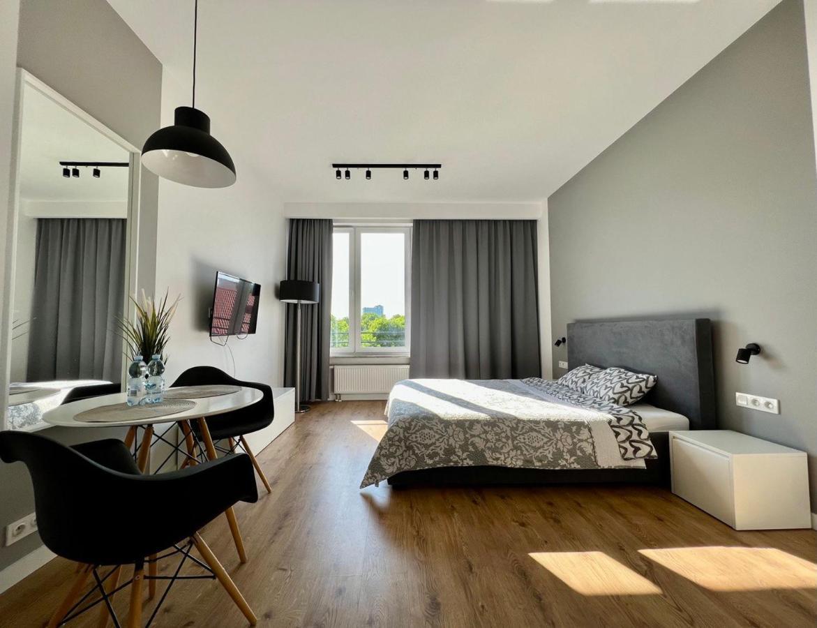 K22 Slawinska 503 Sun-City Apart Warsaw Luaran gambar