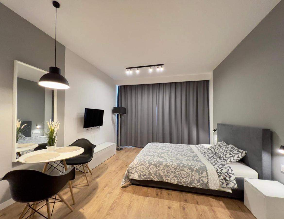K22 Slawinska 503 Sun-City Apart Warsaw Luaran gambar